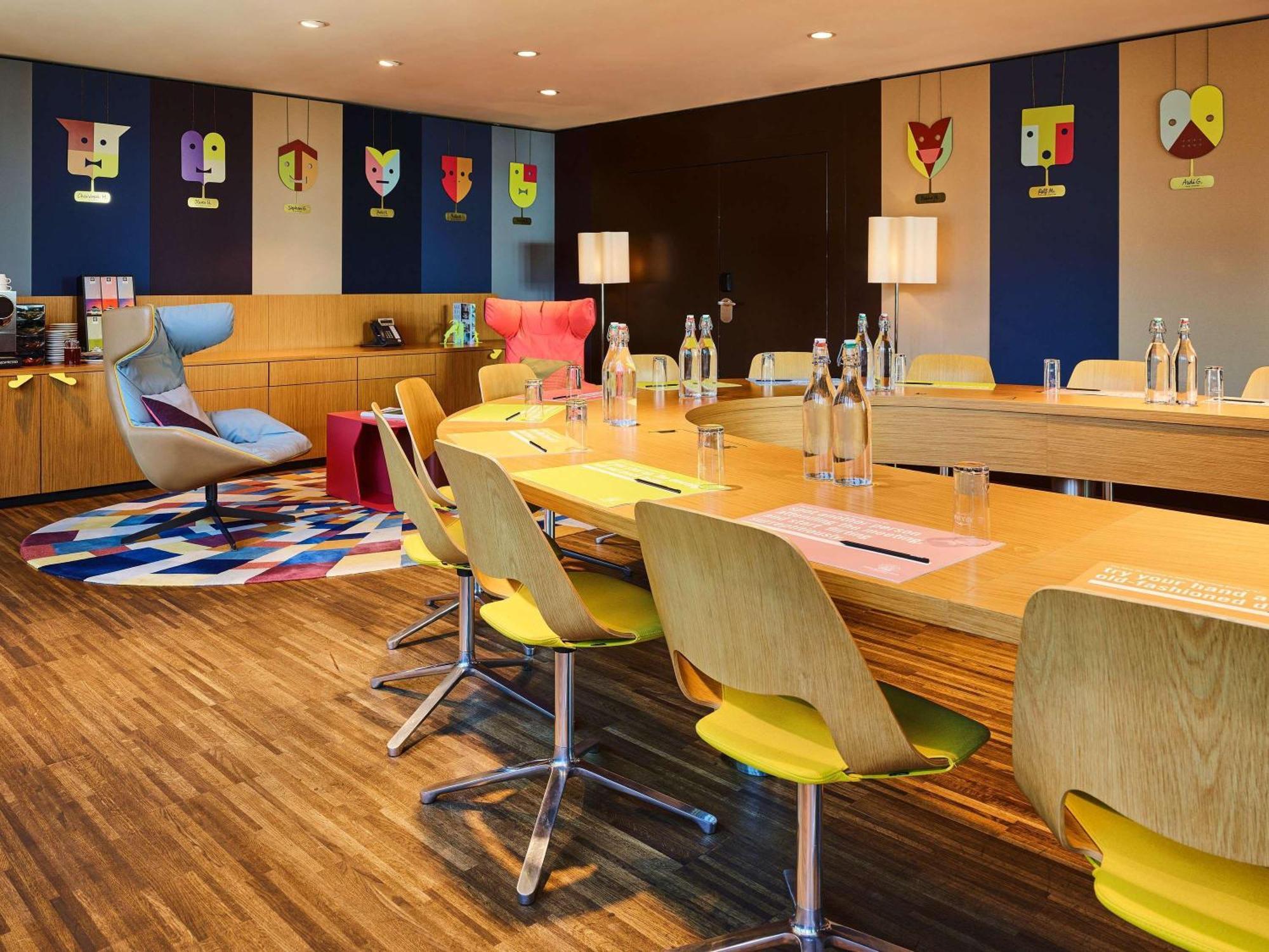25Hours Hotel Zuerich West Luaran gambar