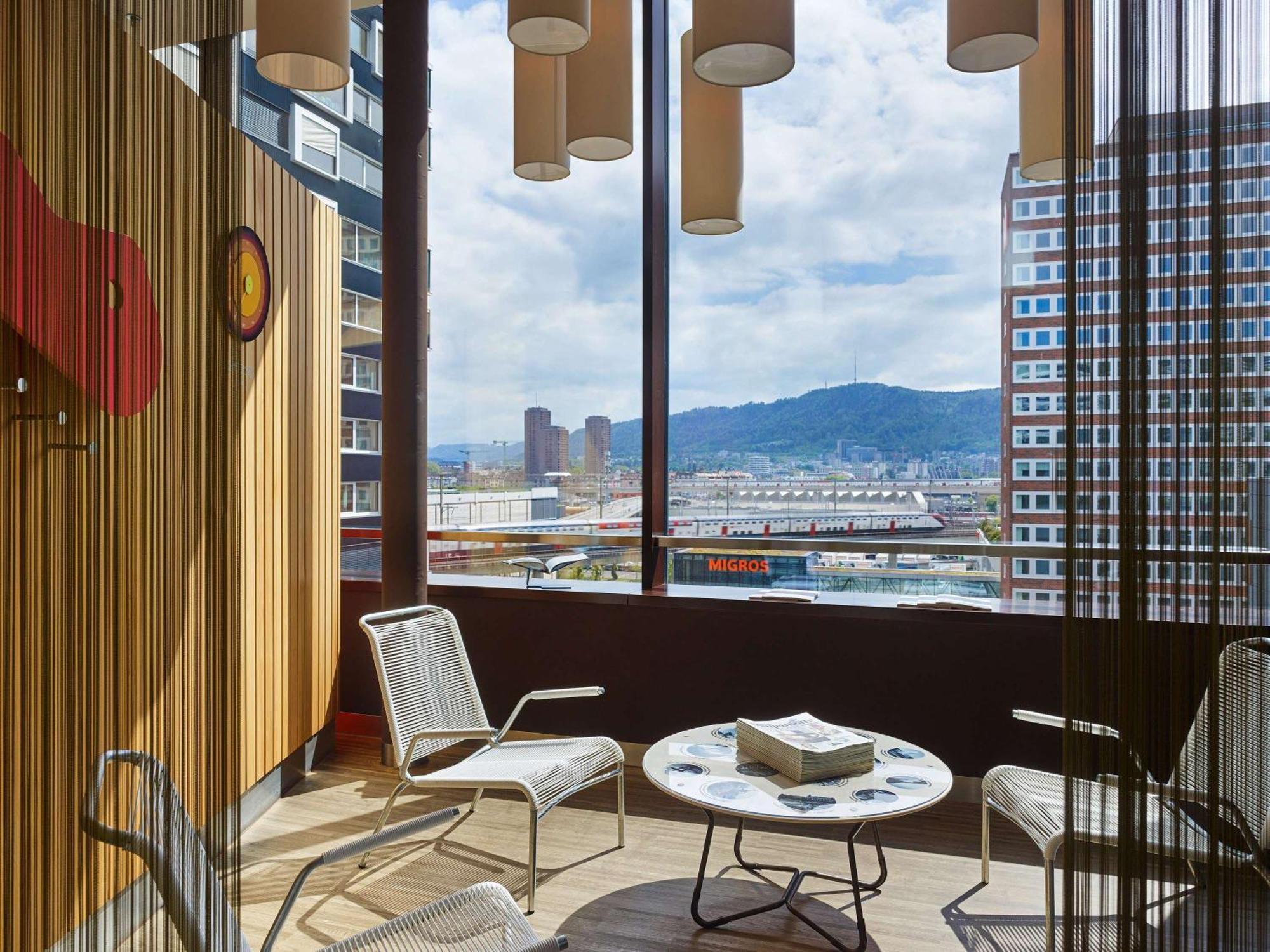 25Hours Hotel Zuerich West Luaran gambar