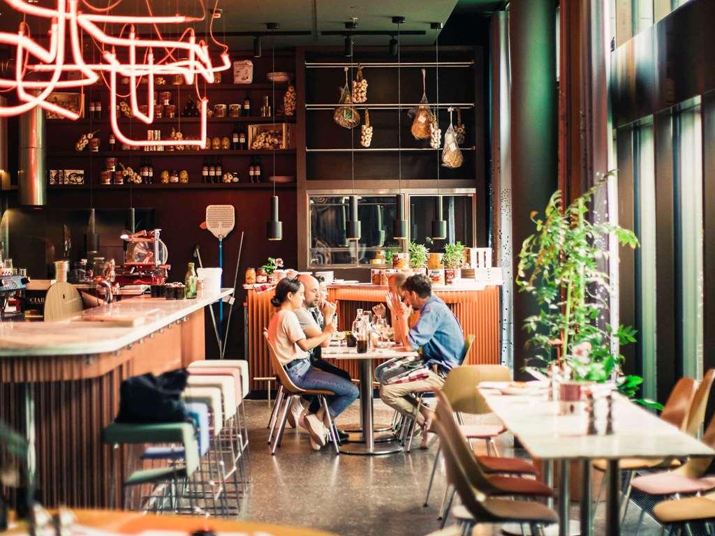 25Hours Hotel Zuerich West Restoran gambar