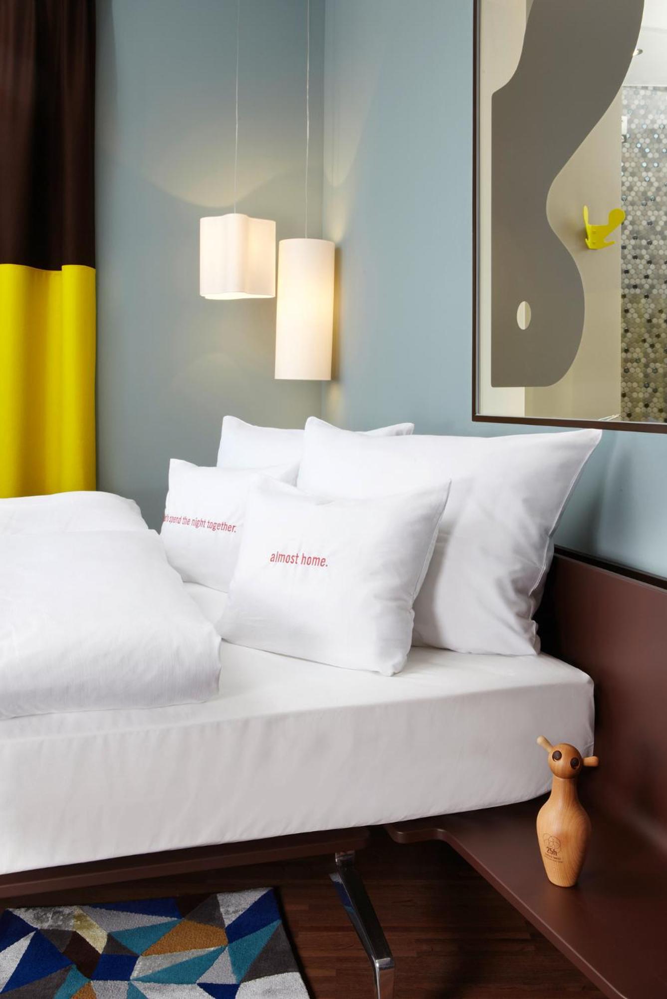 25Hours Hotel Zuerich West Luaran gambar